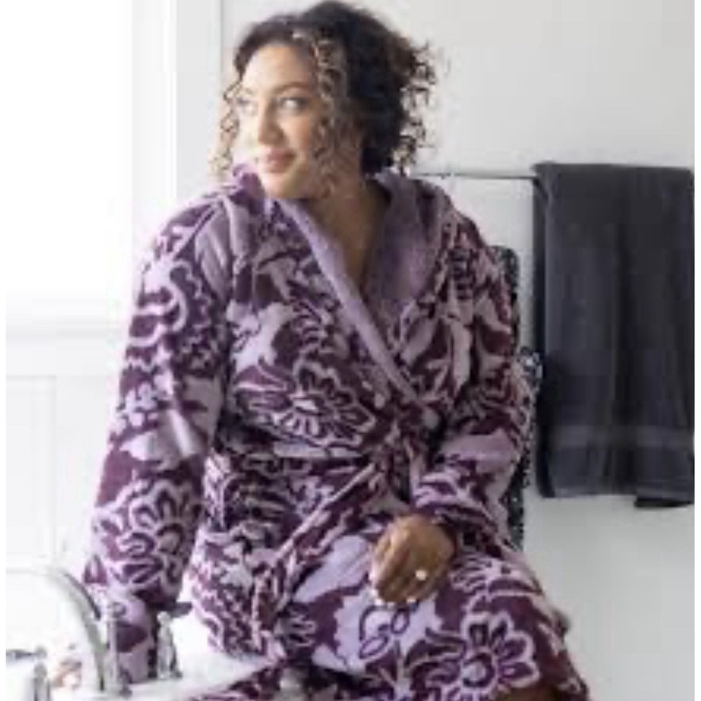 Vera Bradley Plush Fleece Robe Women's Size S/M Purple Floral Hooded Belted